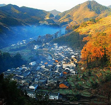 上饶市-婺源县-大鄣山乡-古坦村-石城赏枫胜地