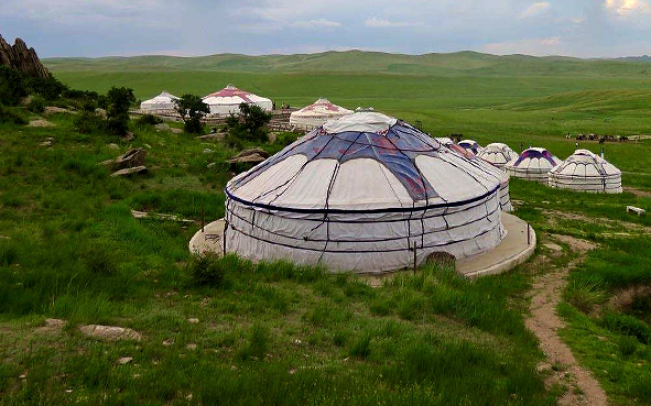 锡林郭勒盟-东乌珠穆沁旗-乌里雅斯太山风景区