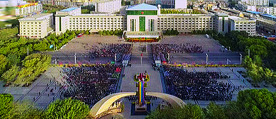 巴音郭楞州-库尔勒市-巴音郭楞蒙古自治州政府·人民广场