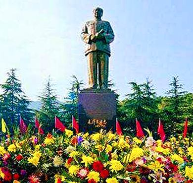 湘潭市-韶山市-韶山·毛泽东广场（毛泽东铜像）