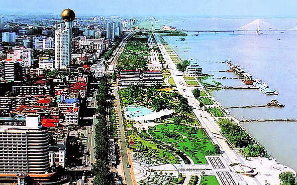 武汉市-江岸区-汉口江滩公园·长江（武汉港码头）风景旅游区