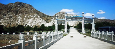 呼和浩特市-土默特左旗-青山烈士陵园·纪念碑